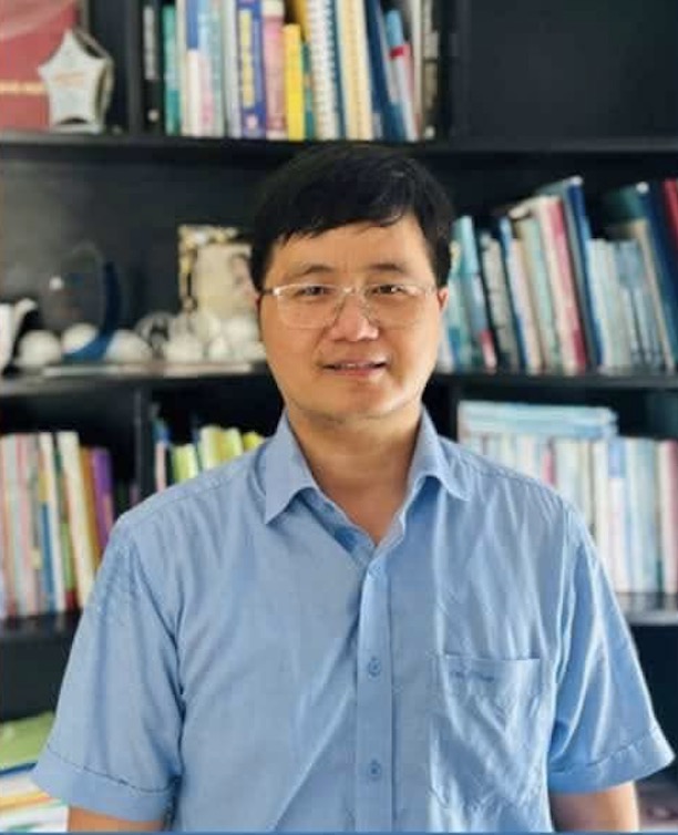Ảnh chân dung PGS. TS Phạm Hoàng Hà